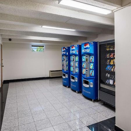 Motel 6-Philadelphia, Pa - Northeast Экстерьер фото
