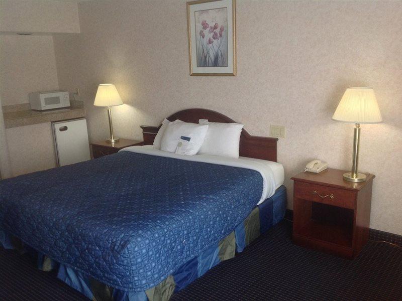 Motel 6-Philadelphia, Pa - Northeast Экстерьер фото