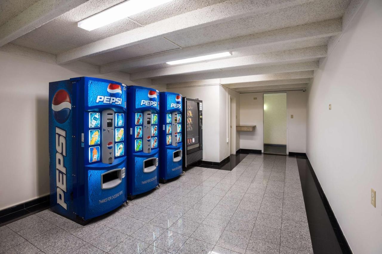 Motel 6-Philadelphia, Pa - Northeast Экстерьер фото